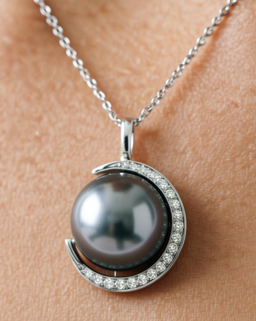 【Classipearls Unique design】Tahitian pearl shape approximately 11–12 mm, flawless and round. S925 Chain