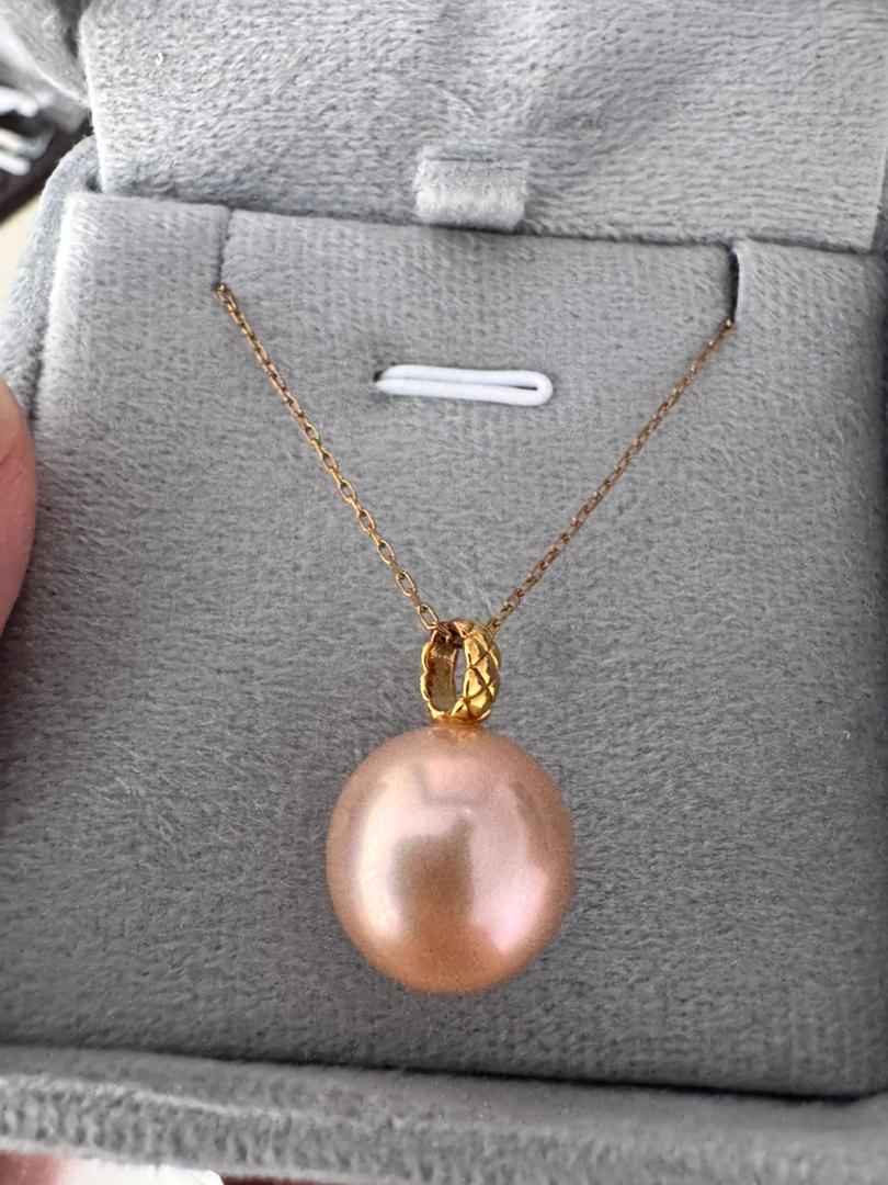 Gold Edison pearls Pendant