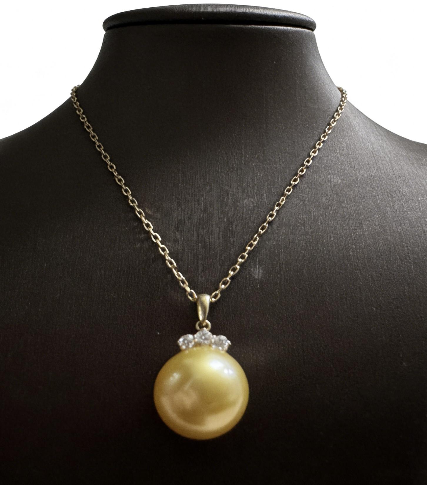 【Classipearls Unique design】South sea water golden Pearl, size 10-11mm, flawless surface, nearly round, set with 18k gold clasp, paired with an S925 necklace