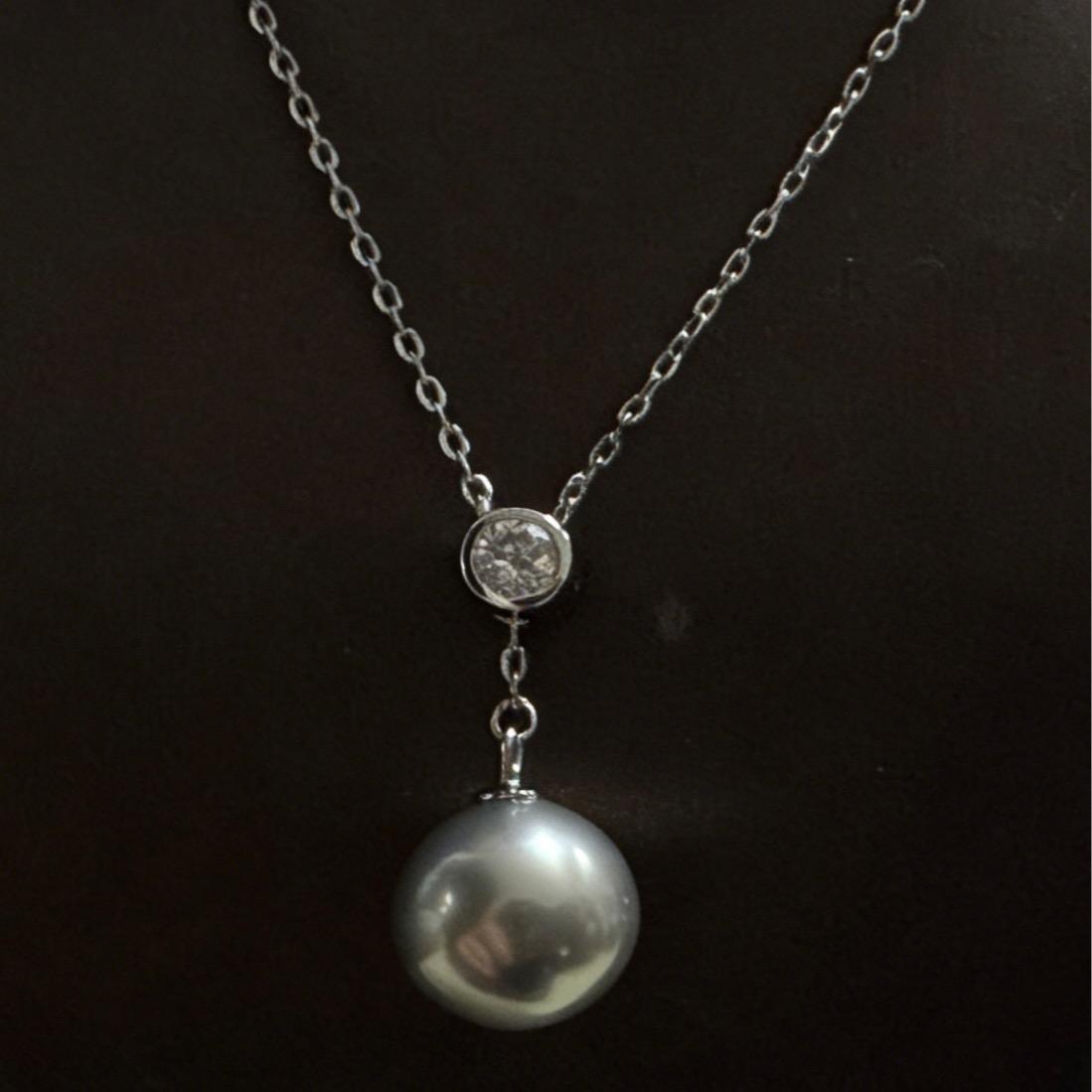 【Classipearls Unique design】Platinum Grey Tahiti size 10-11mm, with a flawless surface and nearly circular body S925 Y-shaped chain beads that can be adjusted in position